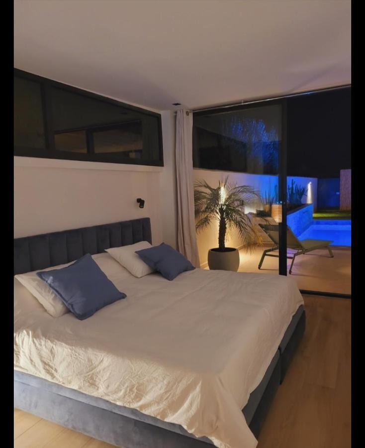 Villa Nawal Et Sa Piscine Chauffee Sans Vis-A-Vis Agadir Ngoại thất bức ảnh