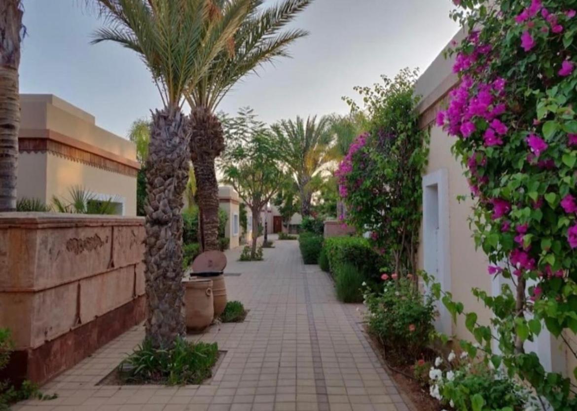 Villa Nawal Et Sa Piscine Chauffee Sans Vis-A-Vis Agadir Ngoại thất bức ảnh